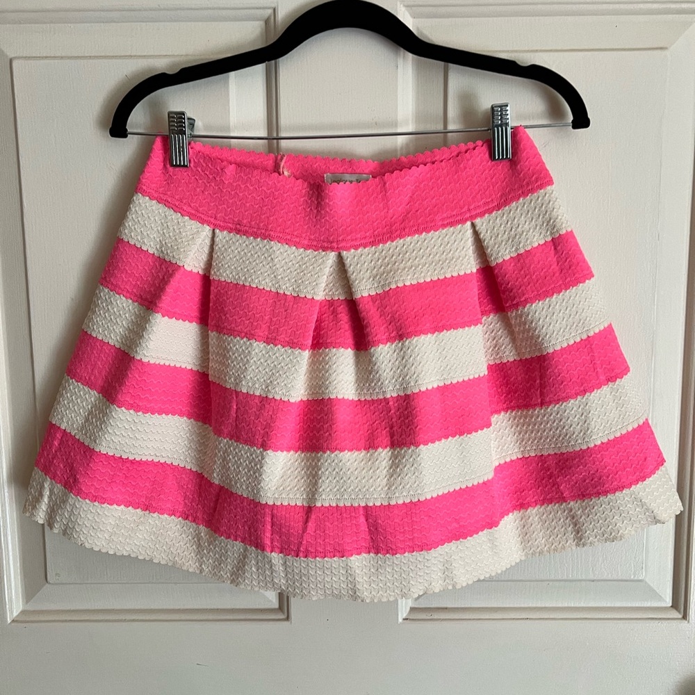 Jealous Tomato super cute cream and pink skirt size Medium NWOT
